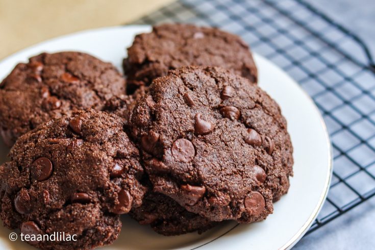 Small Batch Rye Double Chocolate Chip Cookies
